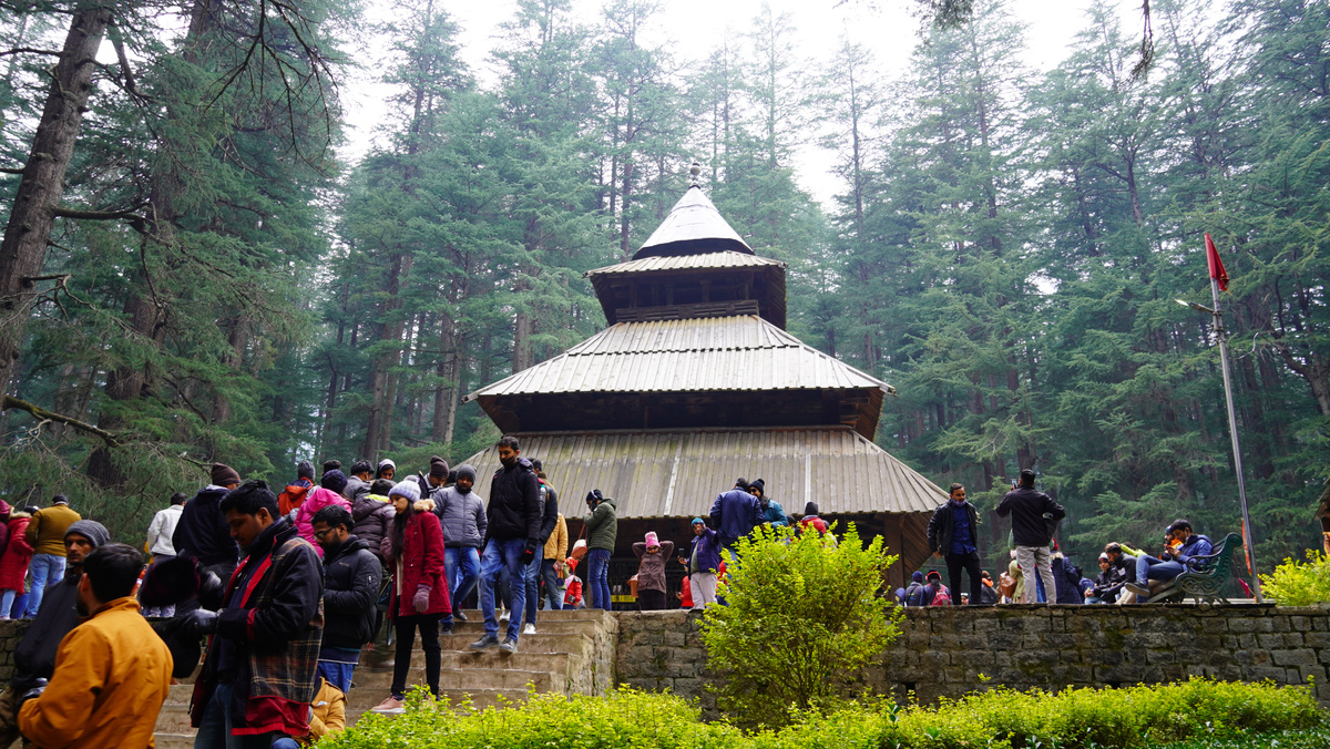 Hadimba Devi temple in manali images